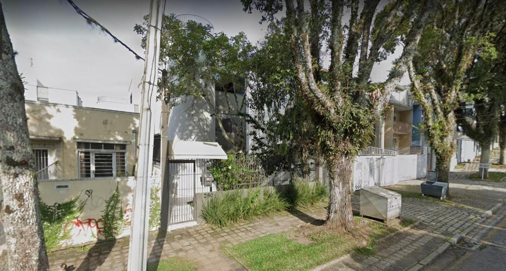 Quarto aconchegante nas Mercês Curitiba Extérieur photo